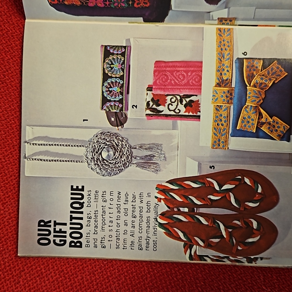 CONSO'S Christmas Crafts vintage 1972 How to guide DIY gifts decor 48 pages - Picture 10 of 13